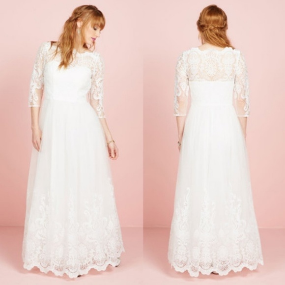 Modcloth Dresses & Skirts - NWT Modcloth White Lace Maxi Gown Super RARE